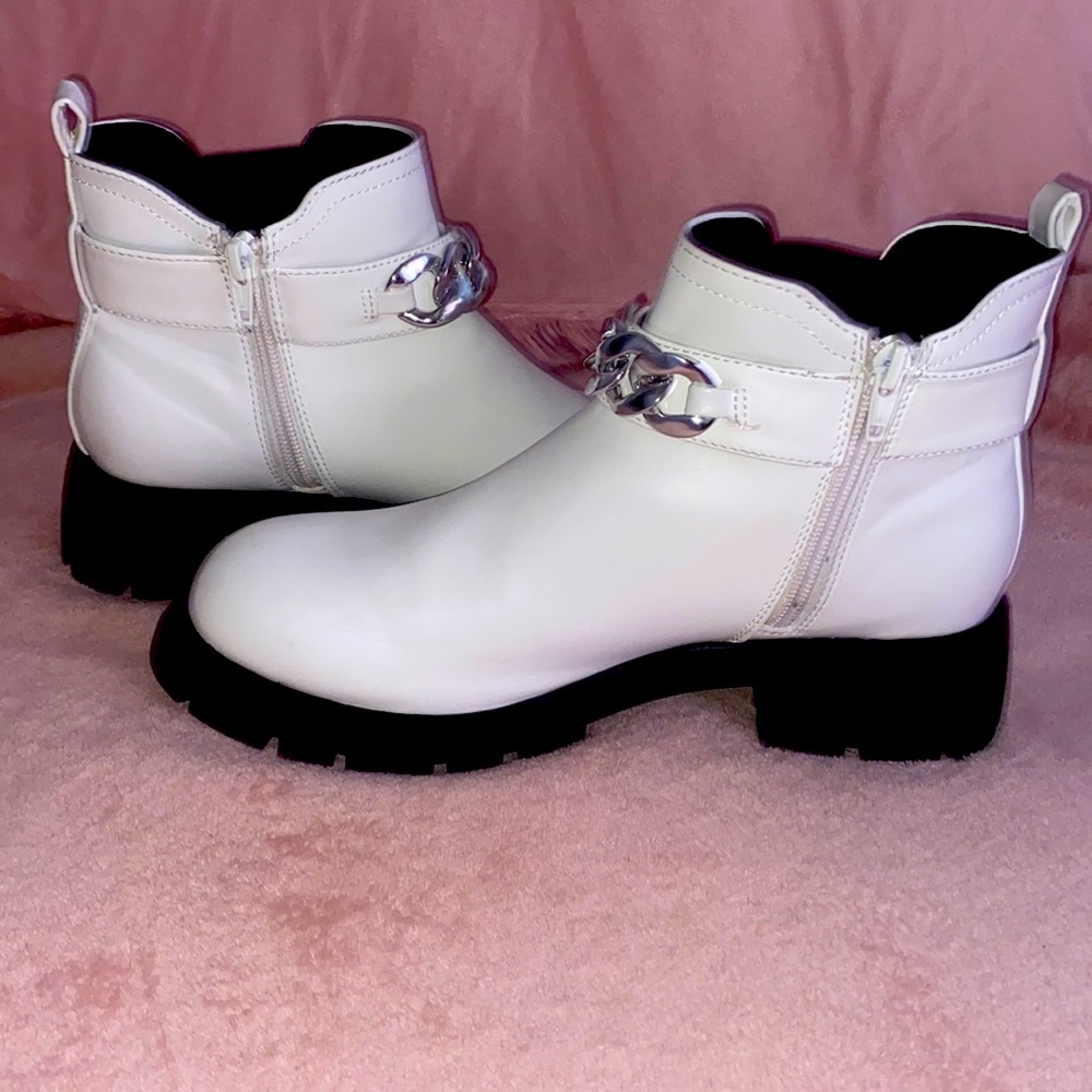 White Chain Boots.